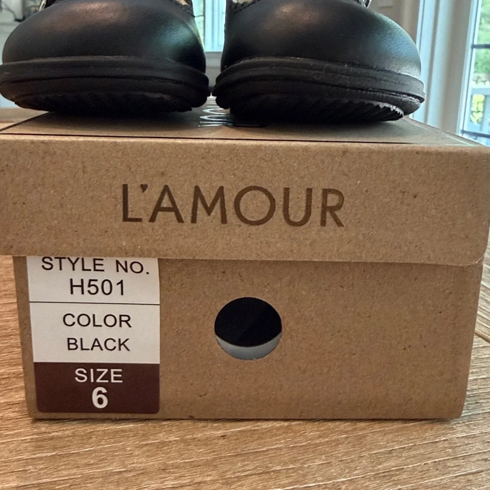 L’Amour black Maryjane shoes in size 6.  Never worn new in box.